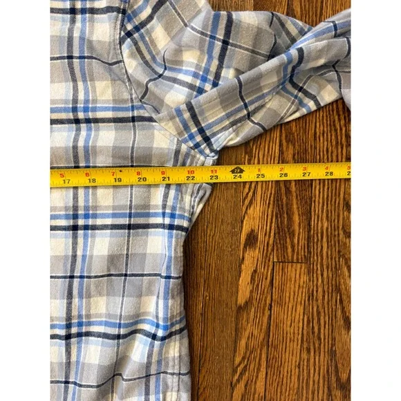 Vineyard Vines Mens Large Plaid Flannel Button Down Shirt Blue Grey Whale Logo - Picture 6 of 7
